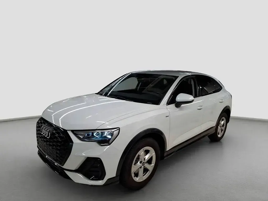 Gebraucht Audi Q3 Sportback S-Line 150 PS (110 kW) 2025 Weiß SUV