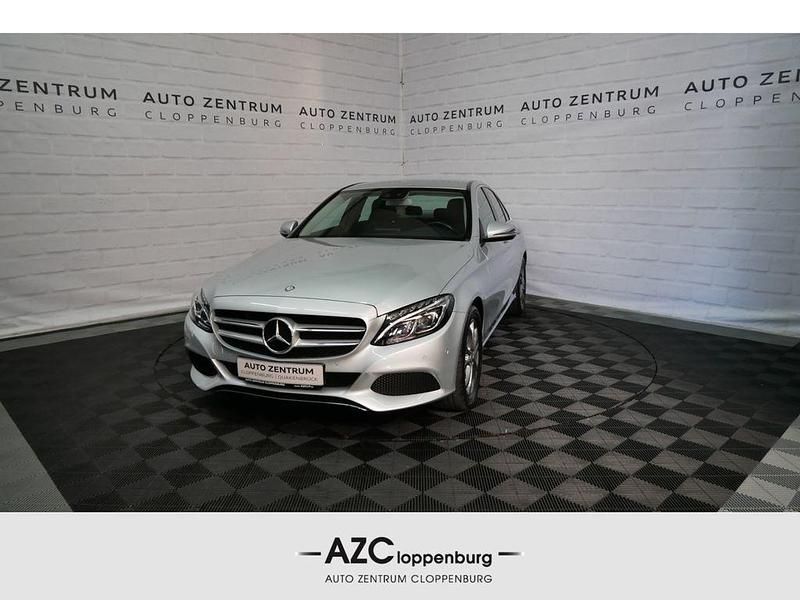 Silber Gebraucht 2016 Mercedes C180 Avantgarde Limousine | 18.950 € (Guter Preis) - Bild 1/4