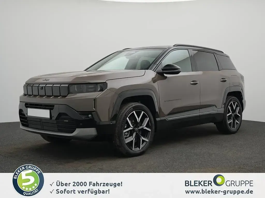 Neu Jeep Compass 224 PS (164 kW) 2026 Amazoni green / schwarz SUV