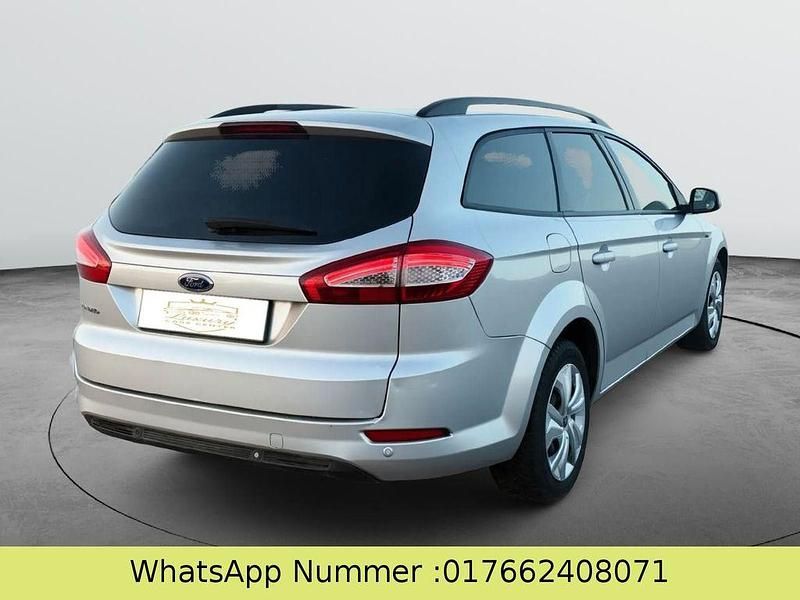 Gebraucht Ford Mondeo Trend 140 PS (102 kW) 2012 Silber Limousine