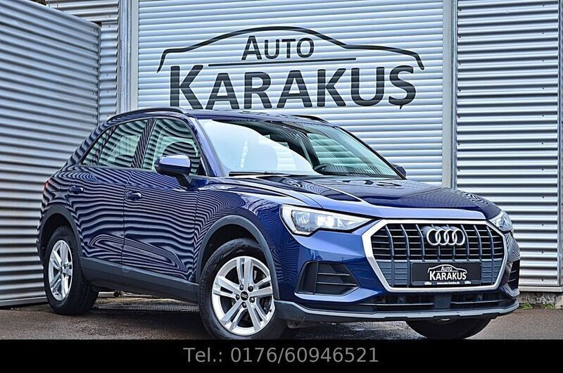 Navarrablau metallic Gebraucht 2022 Audi Q3 Basis SUV | 26.990 € (Superpreis) - Bild 1/4