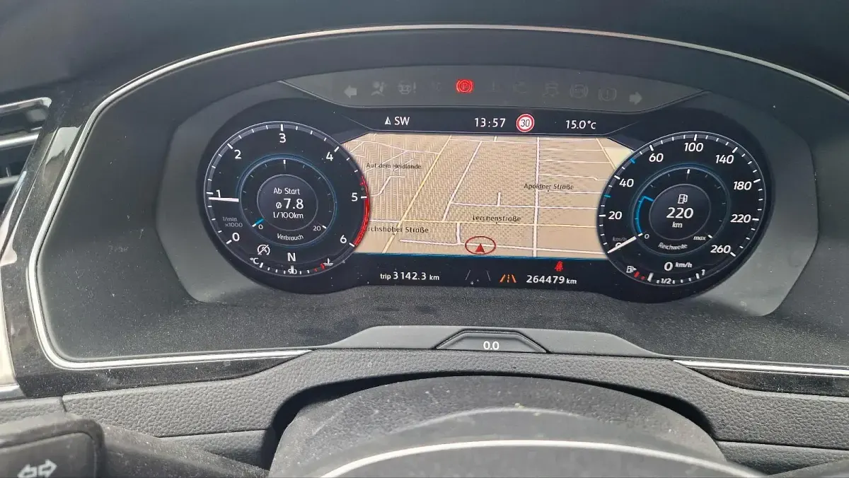 Gebraucht VW Passat Highline 190 PS (139 kW) 2017 Weiß Kombi