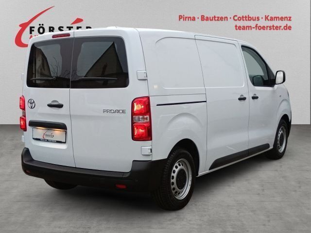 Gebraucht Toyota Proace 120 PS (88 kW) 2024 Weiß Van / Kleinbus