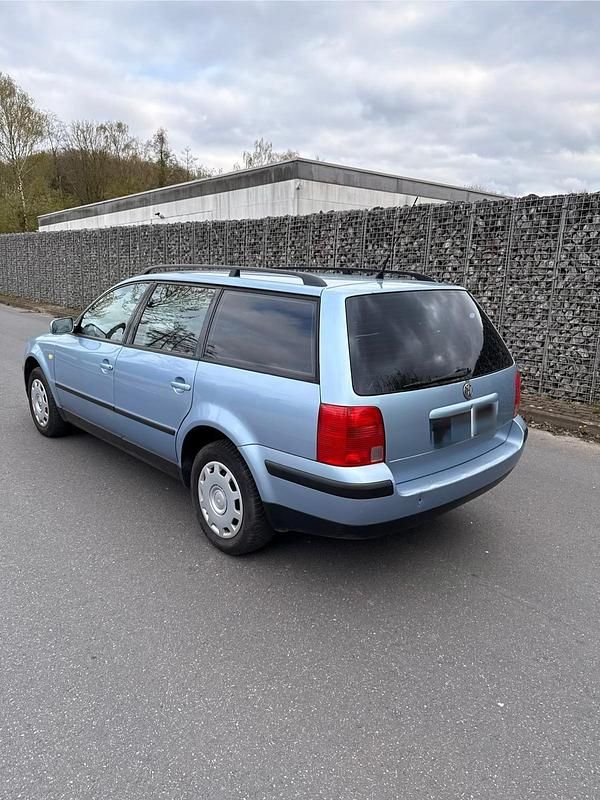 Gebraucht VW Passat 125 PS (91 kW) 2000 Kombi