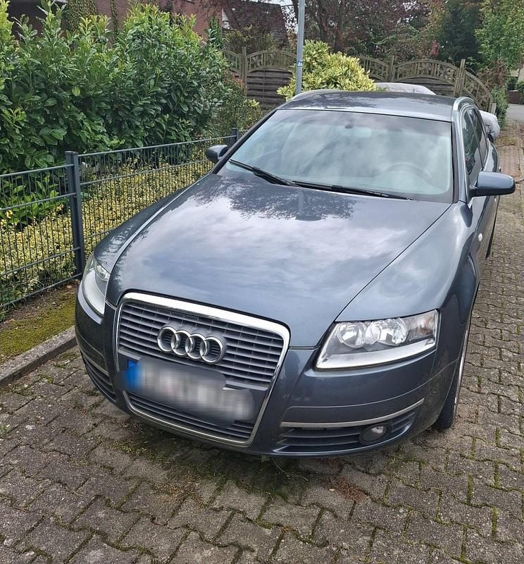 Blau Gebraucht 2006 Audi A6 Kombi | 1.600 € (Superpreis) - Bild 1/4