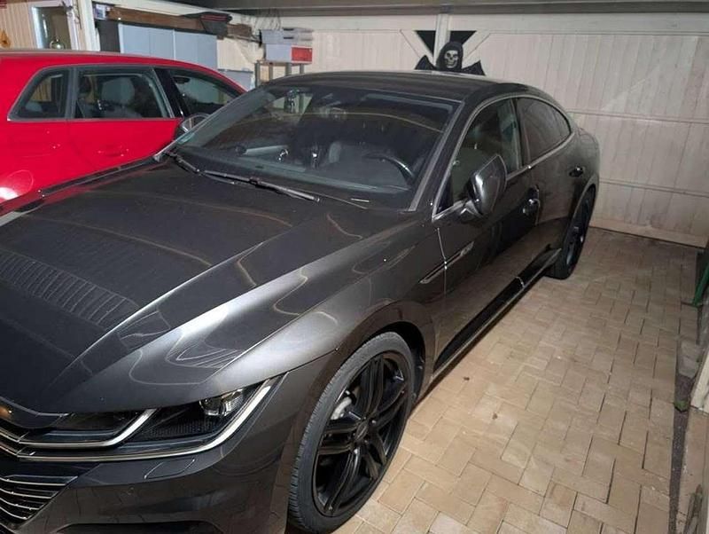 Gebraucht VW Arteon R-line 190 PS (139 kW) 2019 Grau Coupé