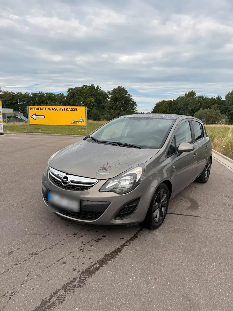 Gebraucht Opel Corsa 87 PS (63 kW) 2014 Andere farben Kleinwagen