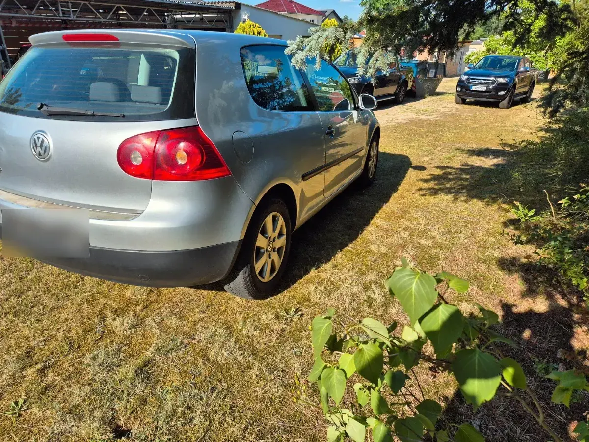 Gebraucht VW Golf V 75 PS (55 kW) 2004 Silber Kleinwagen