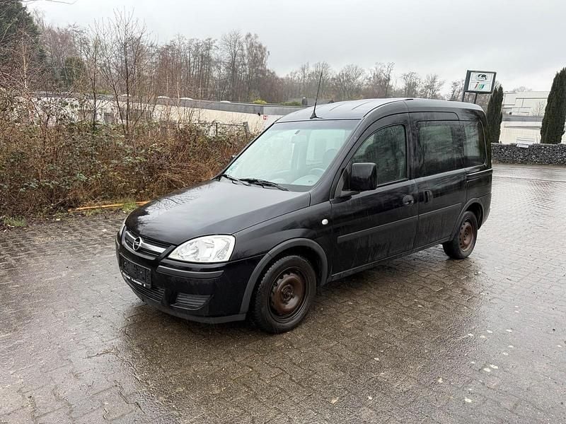 Gebraucht Opel Combo 90 PS (66 kW) 2010 Schwarz Van / Kleinbus