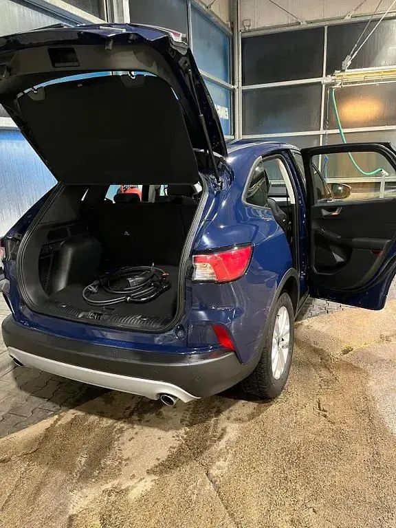 Gebraucht Ford Kuga Titanium 224 PS (164 kW) 2021 Blau SUV