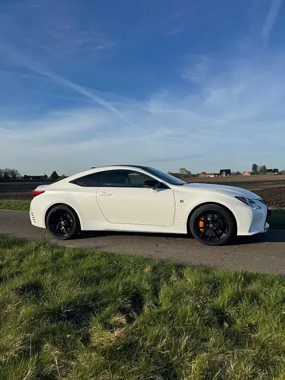 Gebraucht Lexus RC200 Sport Line 245 PS (180 kW) 2017 Weiß Coupé