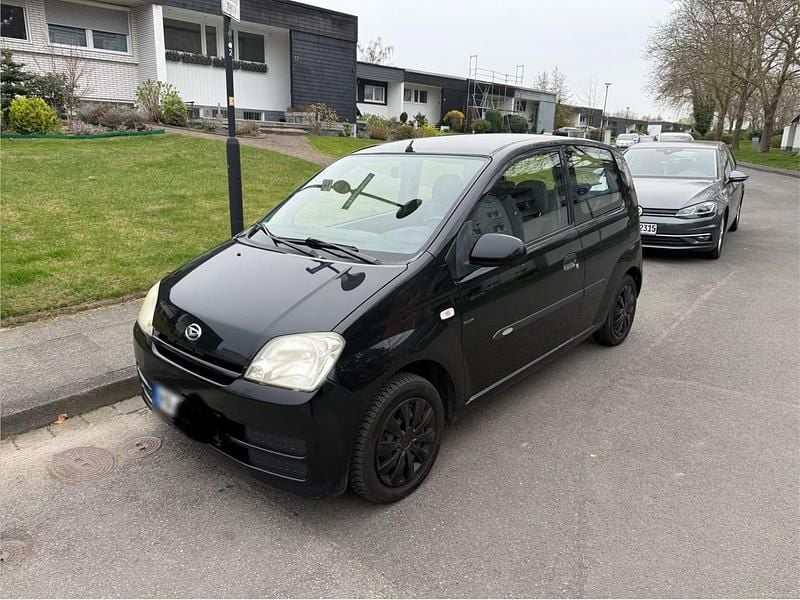 Gebraucht Daihatsu Cuore 58 PS (42 kW) 2006 Schwarz Kleinwagen