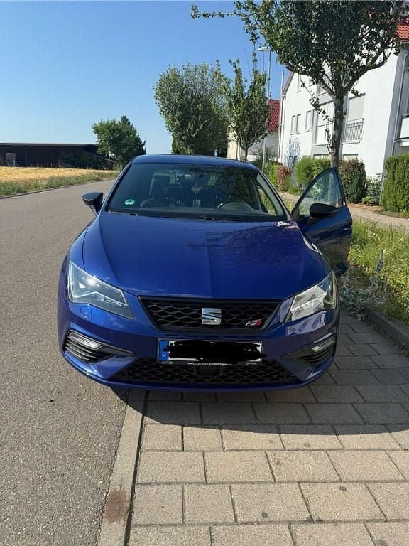 Blau Gebraucht 2018 Cupra Leon Limousine | 17.500 € (Guter Preis) - Bild 1/4