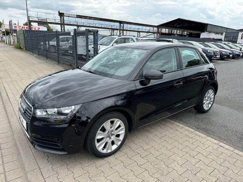 Schwarz Gebraucht 2013 Audi A1 Sportback Attraction Kleinwagen | 6.999 € (Guter Preis) - Bild 1/4