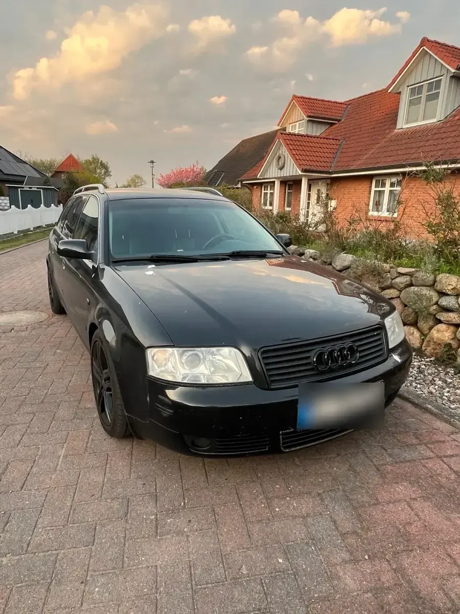 Gebraucht Audi A6 131 PS (96 kW) 2004 Schwarz Kombi