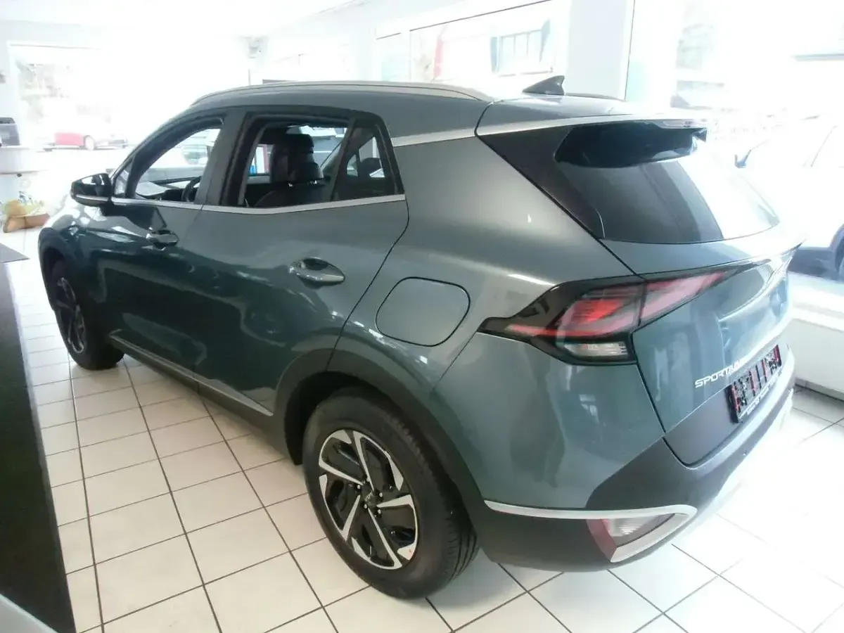 Neu Kia Sportage Vision 160 PS (117 kW) 2025 Experiencegreen metallic SUV