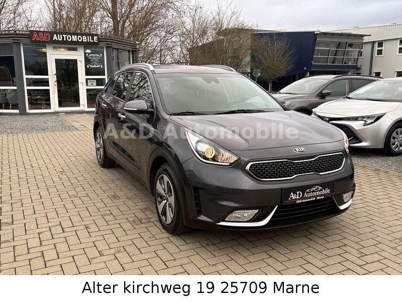 Gebraucht Kia Niro 105 PS (77 kW) 2017 Grau SUV