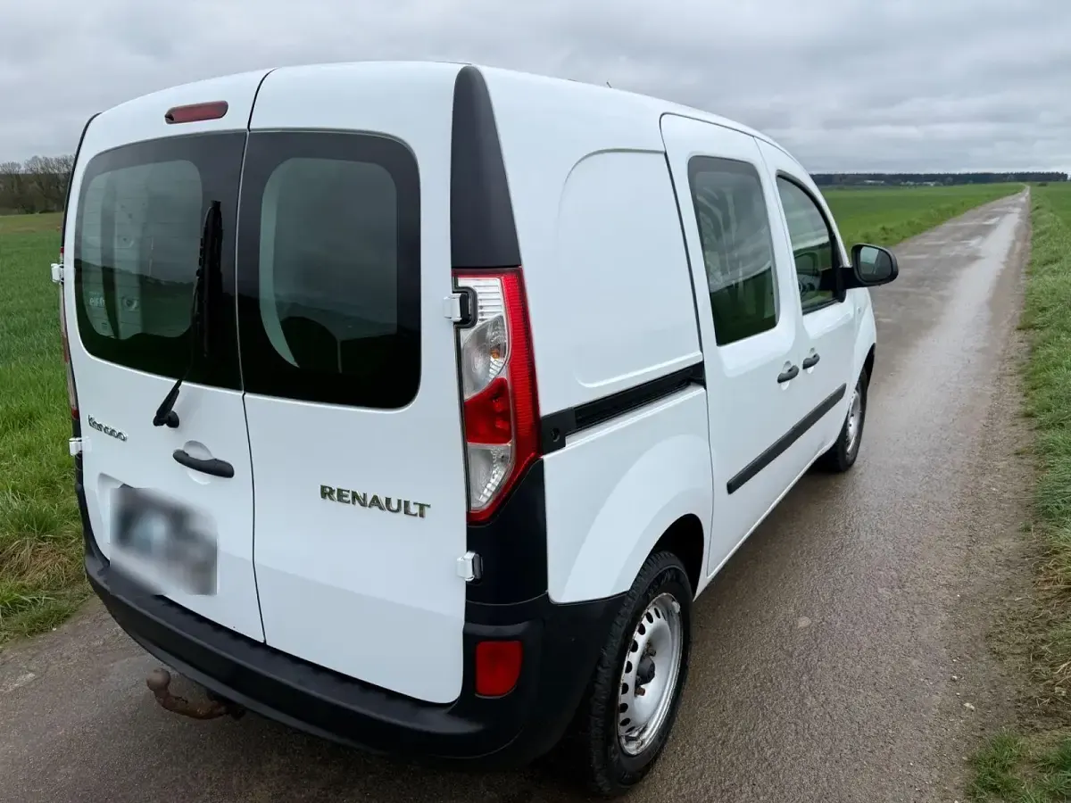 Gebraucht Renault Kangoo Experience 90 PS (66 kW) 2018 Weiß Van / Kleinbus