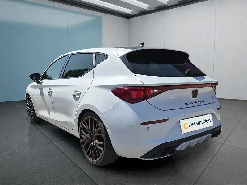 Gebraucht Cupra Leon VZ 300 PS (220 kW) 2022 Weiß Kleinwagen