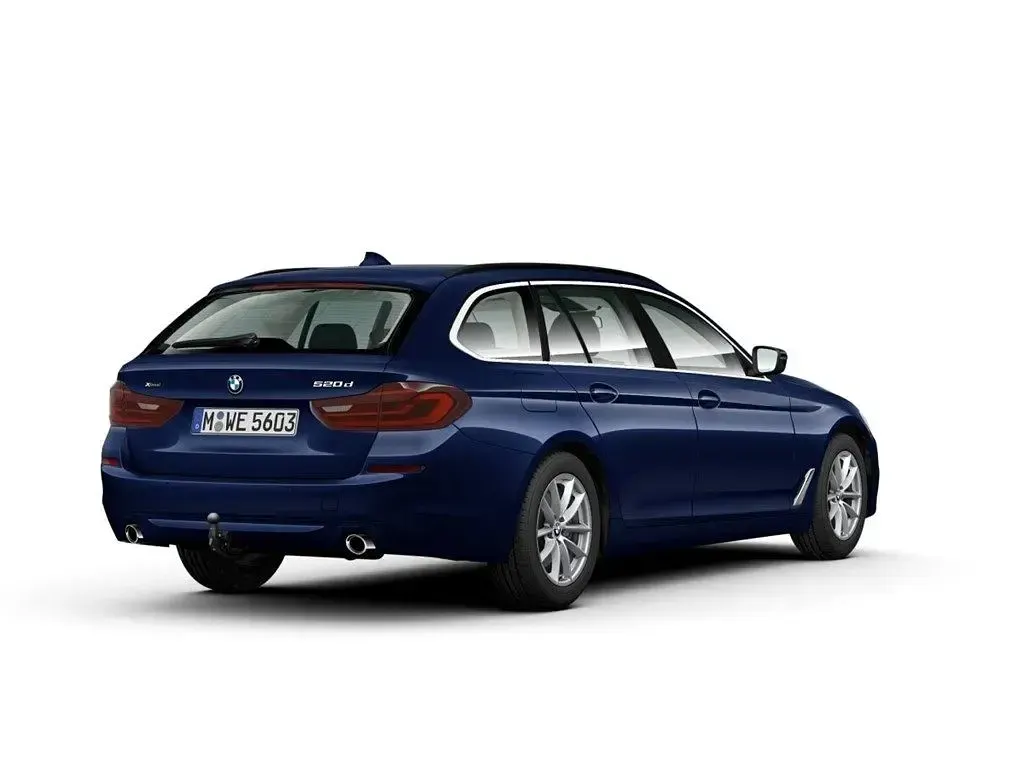 Gebraucht BMW 520 190 PS (139 kW) 2019 Mediterranblau metallic Kombi