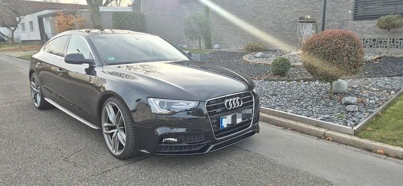 Schwarz Gebraucht 2017 Audi A5 Sportback S-Line Kleinwagen | 18.000 € (Superpreis) - Bild 1/4
