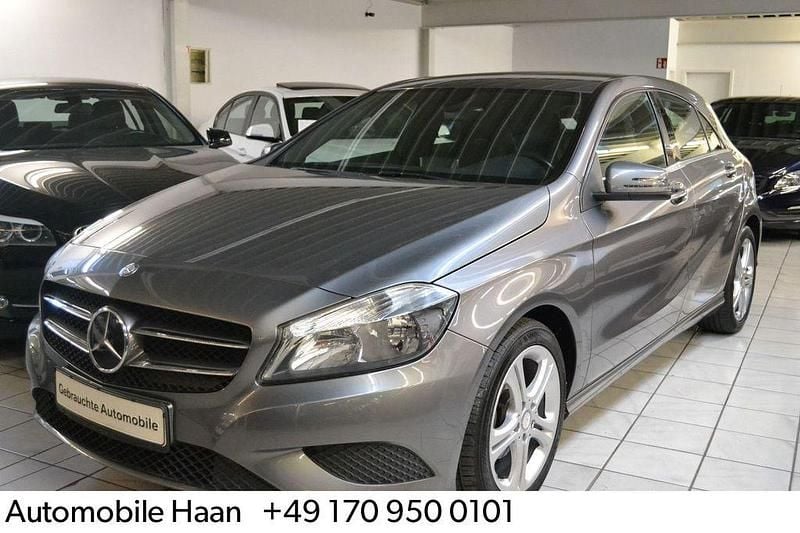 Grau Gebraucht 2014 Mercedes A180 Style Limousine | 7.900 € (Fairer Preis) - Bild 1/4