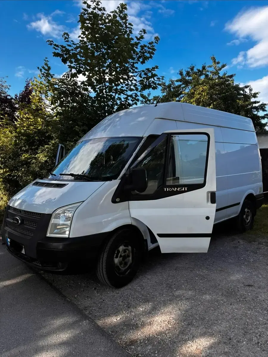 Gebraucht Ford Transit 140 PS (102 kW) 2011 Weiß Van / Kleinbus