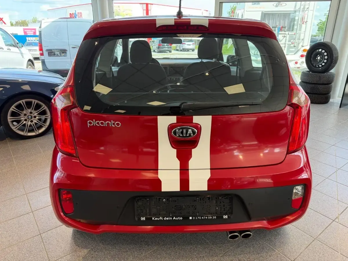Gebraucht Kia Picanto Edition 7 69 PS (50 kW) 2013 Rot Kleinwagen