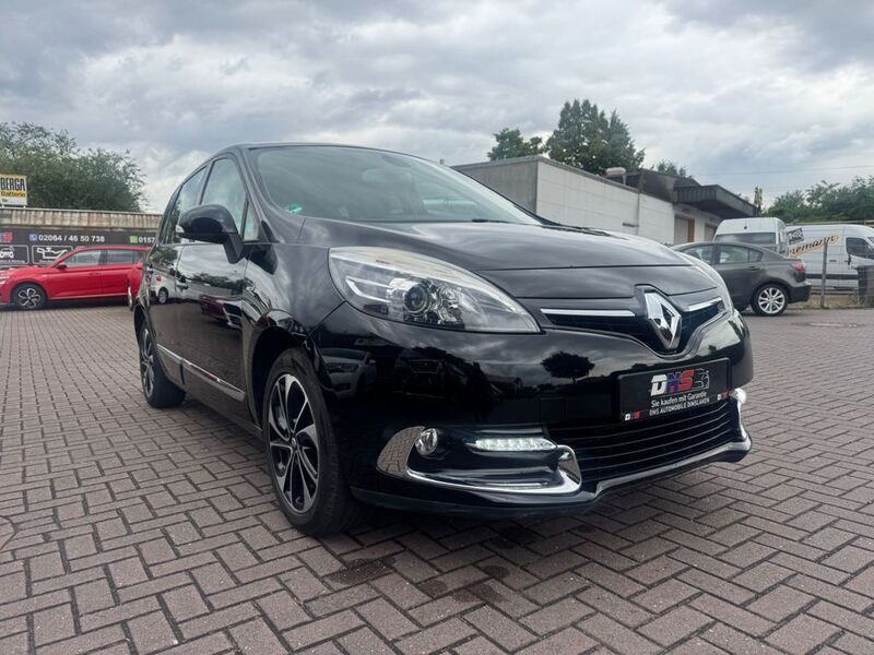 Schwarz Gebraucht 2014 Renault Scénic III Bose Edition Van / Kleinbus | 9.990 € (Etwas zu teuer) - Bild 1/4