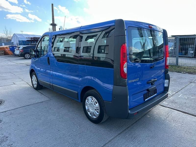 Gebraucht Renault Trafic 114 PS (83 kW) 2010 Blau Van / Kleinbus