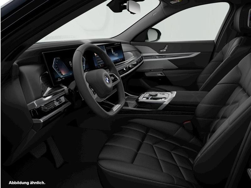 Gebraucht BMW 740 299 PS (219 kW) 2025 Schwarz Limousine