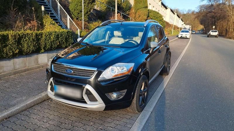 Gebraucht Ford Kuga 200 PS (147 kW) 2010 Schwarz SUV