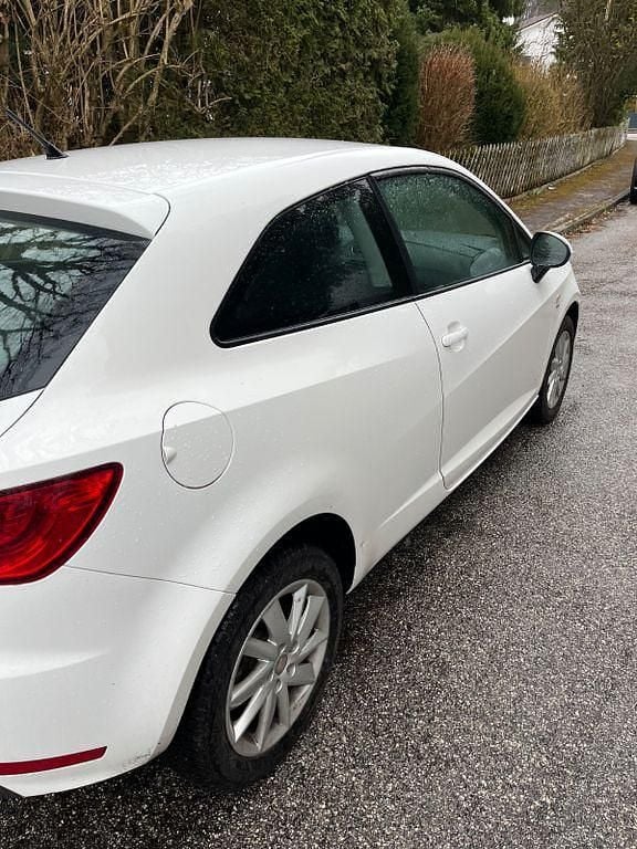 Gebraucht Seat Ibiza SC FR 105 PS (77 kW) 2013 Weiß Kleinwagen