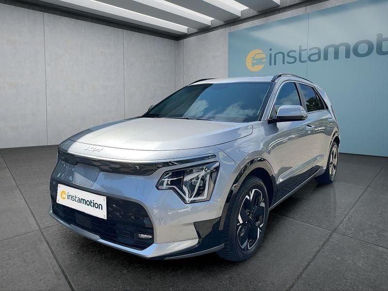 Grau Gebraucht 2024 Kia e-Niro Inspiration SUV | 32.699 € (Fairer Preis) - Bild 1/4