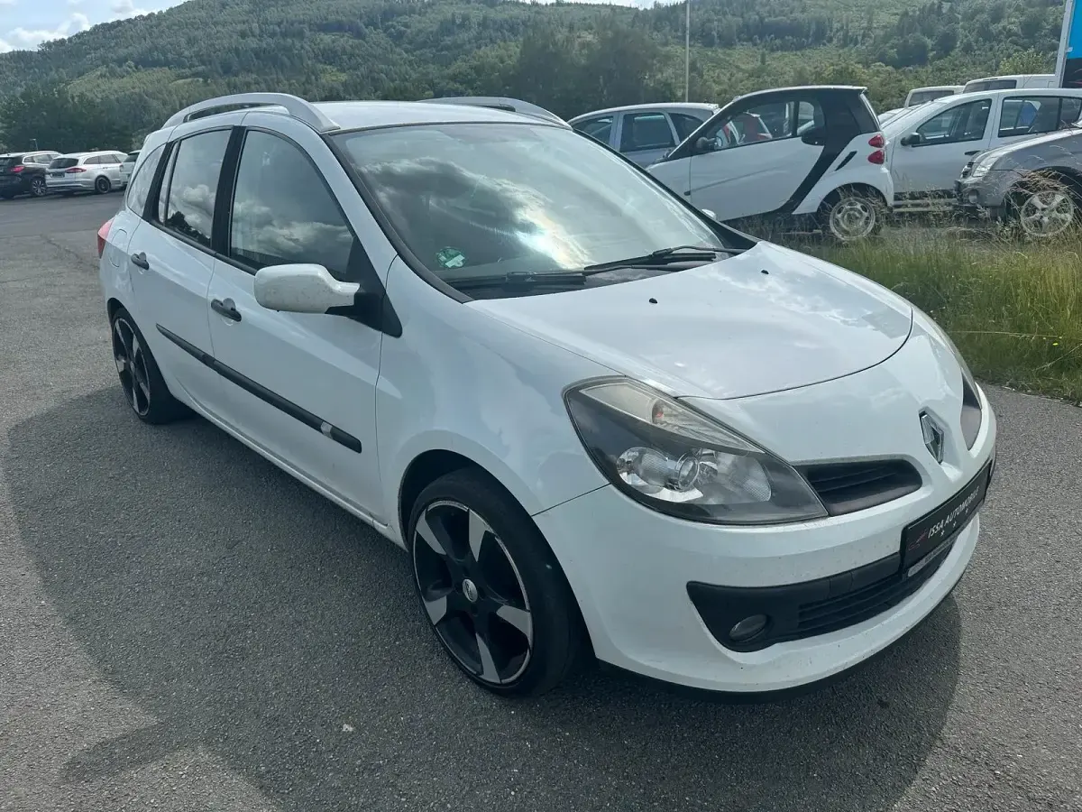 Gebraucht Renault Clio 101 PS (74 kW) 2008 Weiß Kombi
