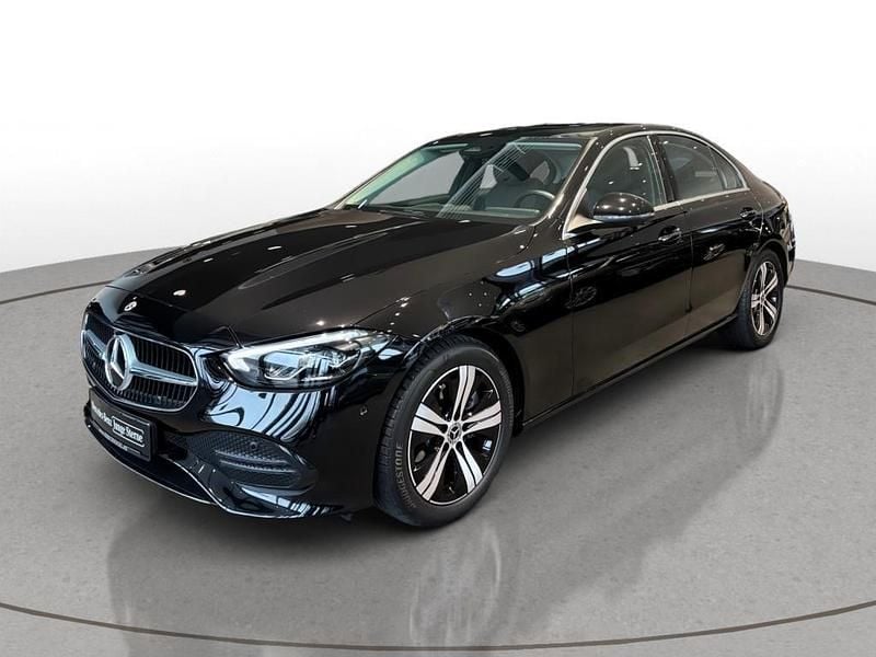Gebraucht Mercedes C300 Avantgarde 258 PS (189 kW) 2022 Schwarz Limousine