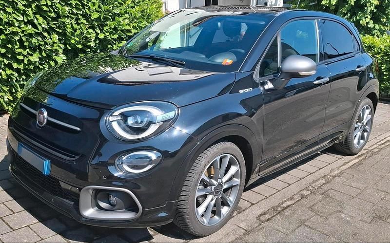 Schwarz Gebraucht 2021 Fiat 124 Sport Limousine | 15.250 € - Bild 1/4