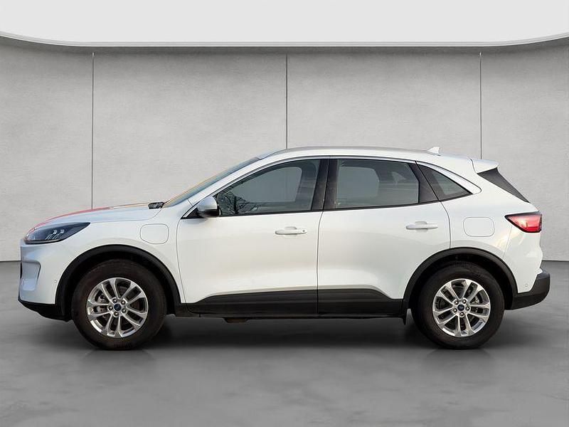 Gebraucht Ford Kuga Titanium 224 PS (164 kW) 2022 Weiß SUV