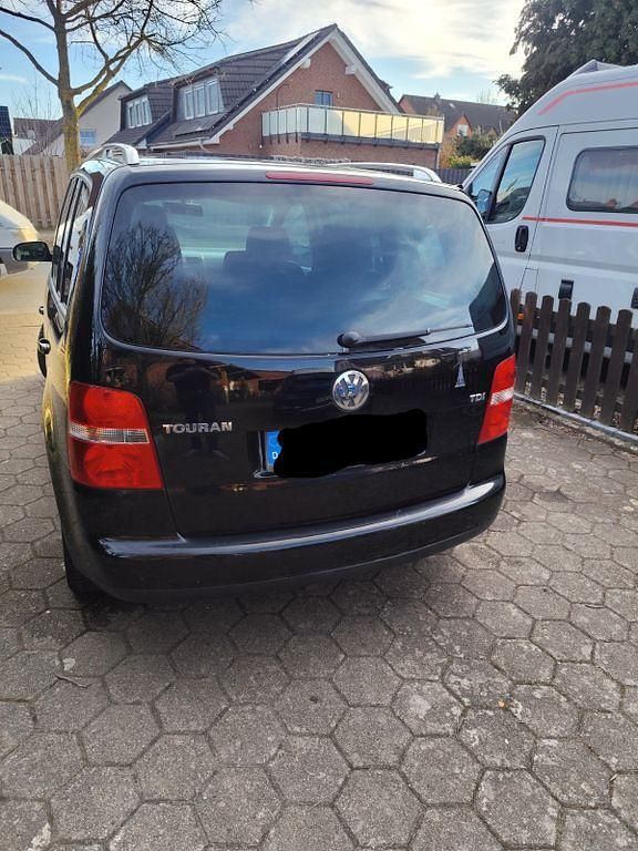 Gebraucht VW Touran 105 PS (77 kW) 2004 Schwarz Van / Kleinbus