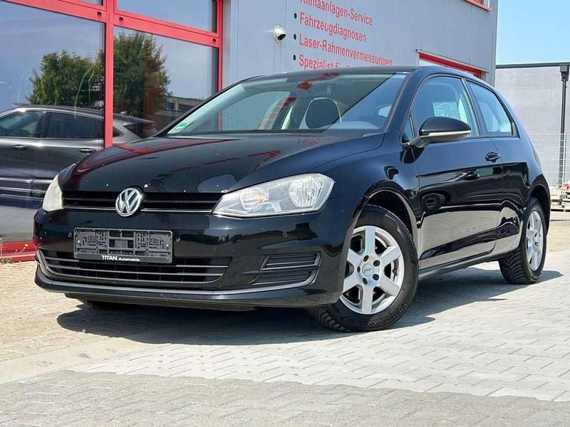 Schwarz Gebraucht 2013 VW Golf VII Comfortline Limousine | 4.650 € (Guter Preis) - Bild 1/4
