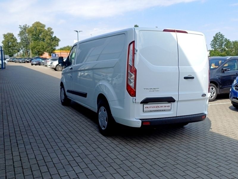 Gebraucht Ford Transit Custom Trend 131 PS (96 kW) 2024 Frostweiß (weiß) Van