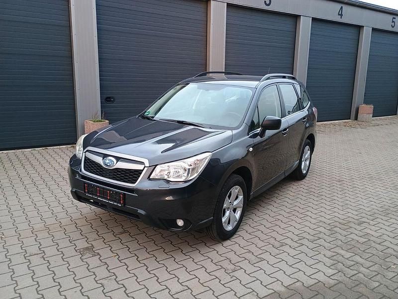 Grau Gebraucht 2013 Subaru Forester SUV | 6.950 € (Teuer) - Bild 1/4