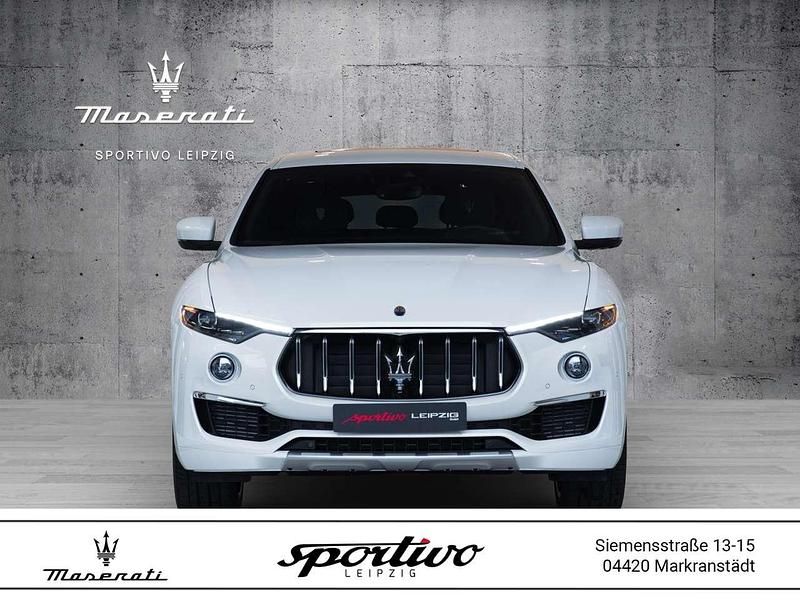 Bianco alpie Gebraucht 2020 Maserati Levante GranLusso SUV | 62.111 € - Bild 1/4