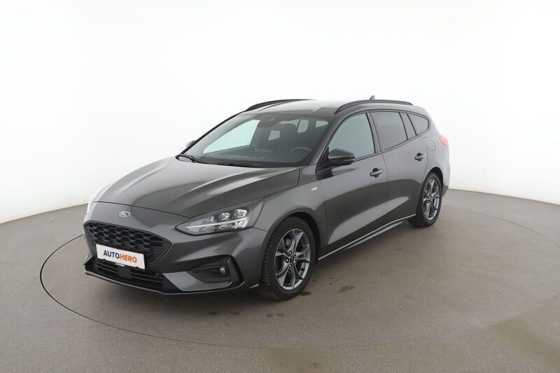 Grau Gebraucht 2020 Ford Focus ST-Line Kombi | 16.860 € (Fairer Preis) - Bild 1/4