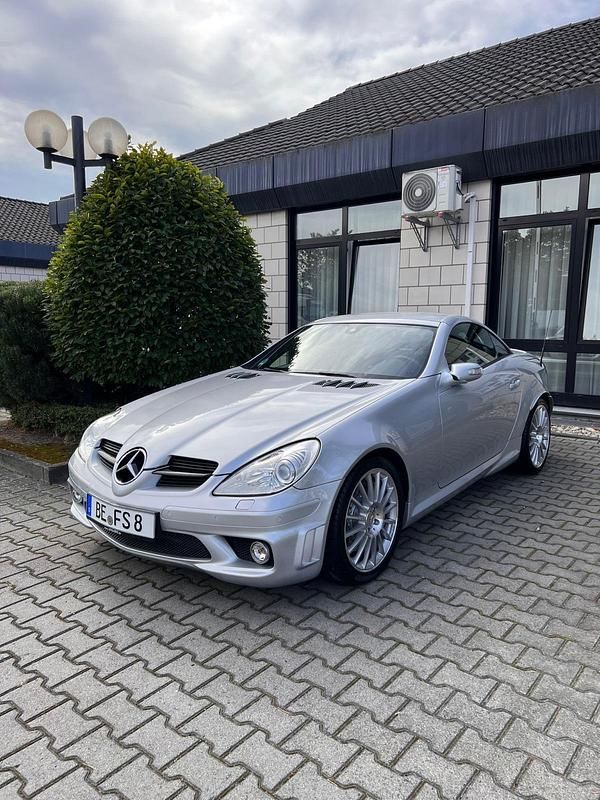 Silber Gebraucht 2006 Mercedes SLK55 AMG AMG Cabrio | 31.999 € - Bild 1/4
