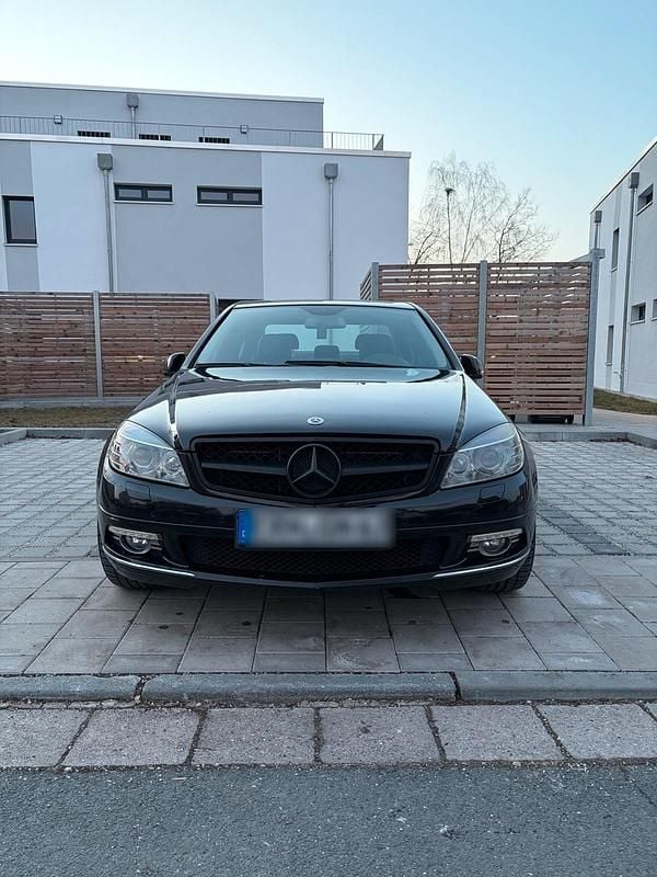 Gebraucht Mercedes C250 204 PS (150 kW) 2009 Schwarz Limousine