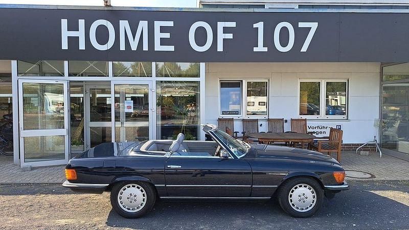 Dunkelblau uni (904) Gebraucht 1982 Mercedes SL500 Cabrio | 34.950 € - Bild 1/4