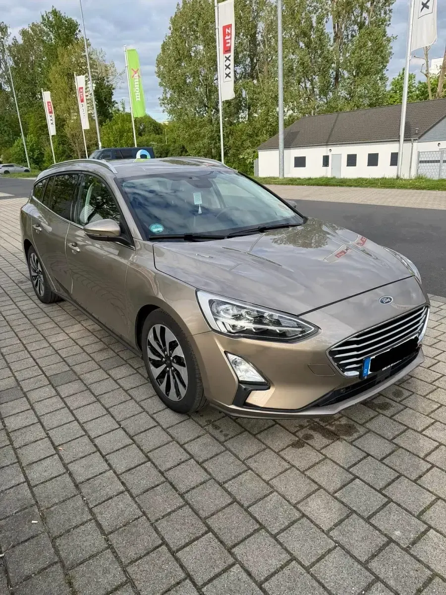 Gebraucht Ford Focus Active 122 PS (89 kW) 2018 Braun Kombi