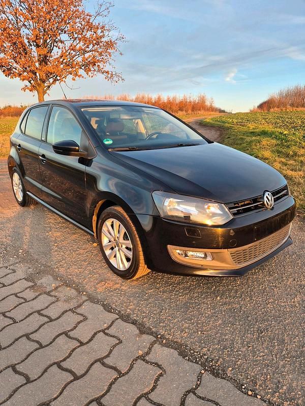 Gebraucht VW Polo 70 PS (51 kW) 2011 Schwarz Kleinwagen