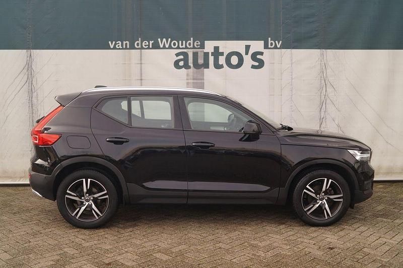 Gebraucht Volvo XC40 Business Edition 163 PS (119 kW) 2020 Schwarz SUV